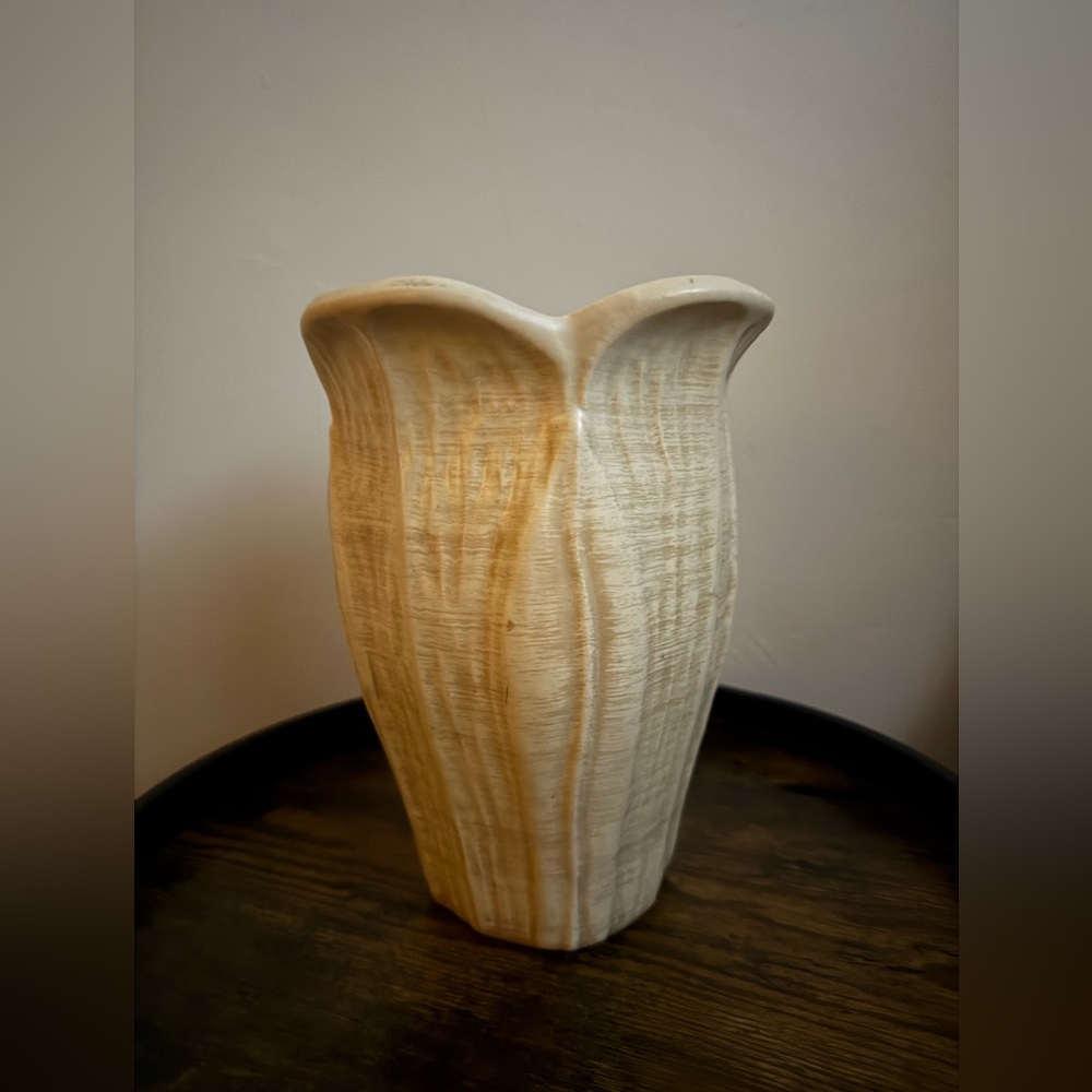 Haeger Ceramic Vase with Wavy Floral Rim, Ivory/Cream, Medium
